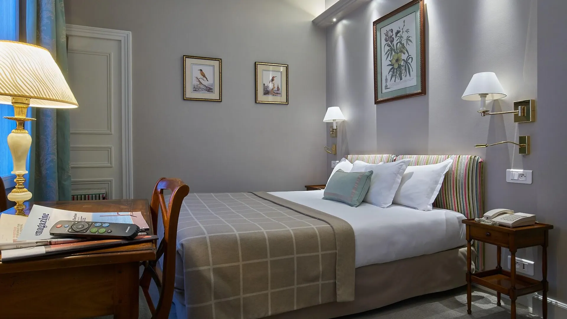 Le Relais Saint Honore 4*