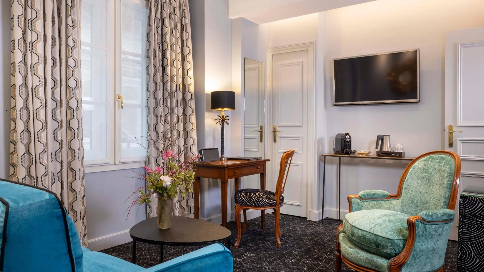 Hotel Le Relais Saint Honore Paris