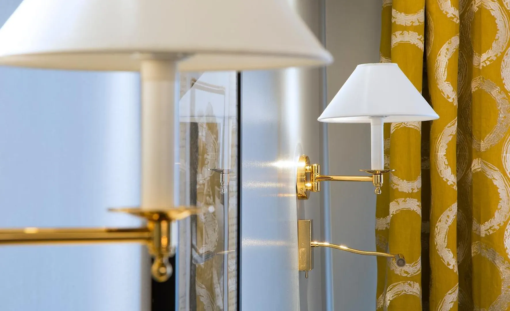 Le Relais Saint Honore Paris