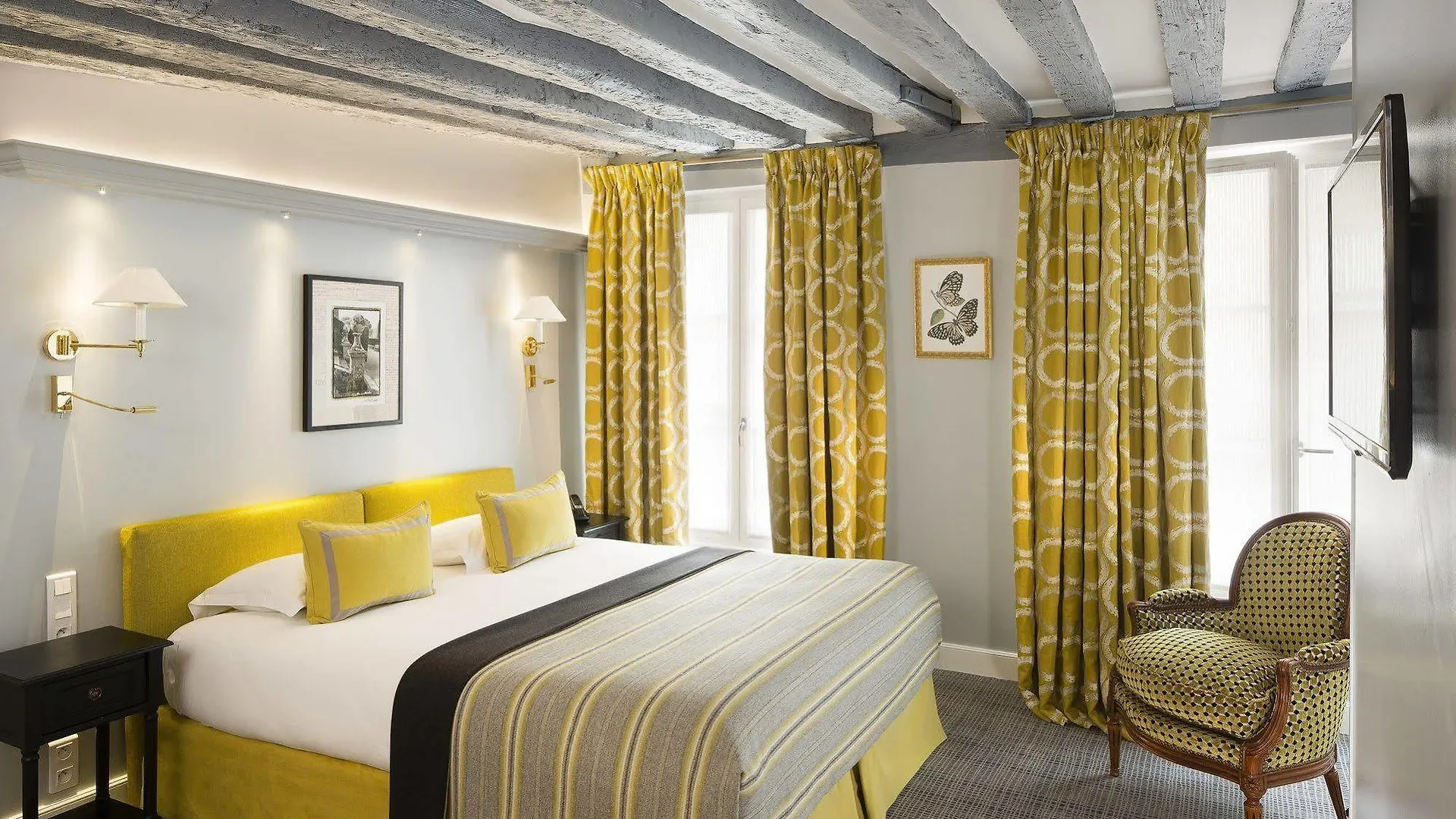 Le Relais Saint Honore 4*