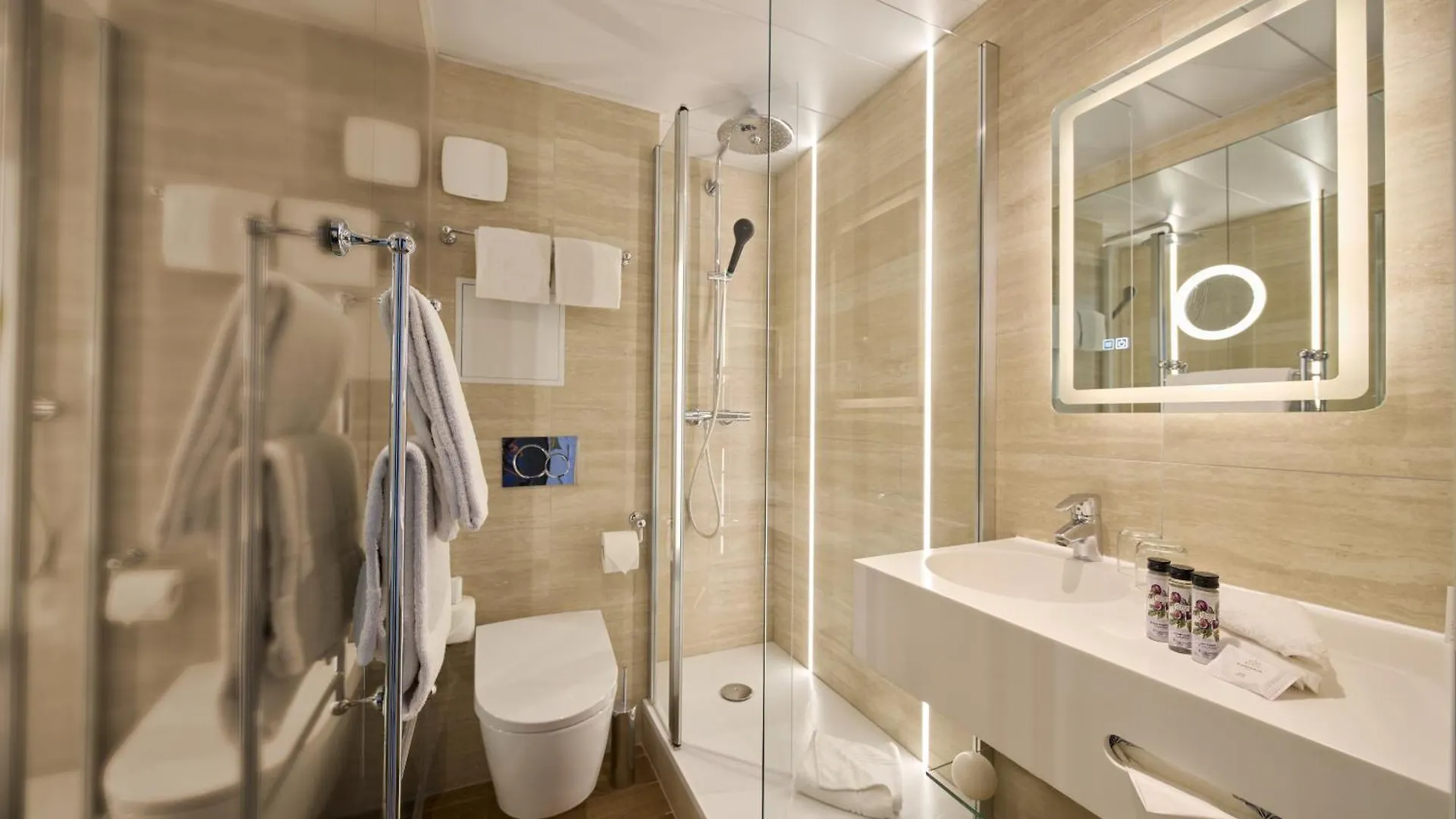 Ξενοδοχείο Le Relais Saint Honore 4*