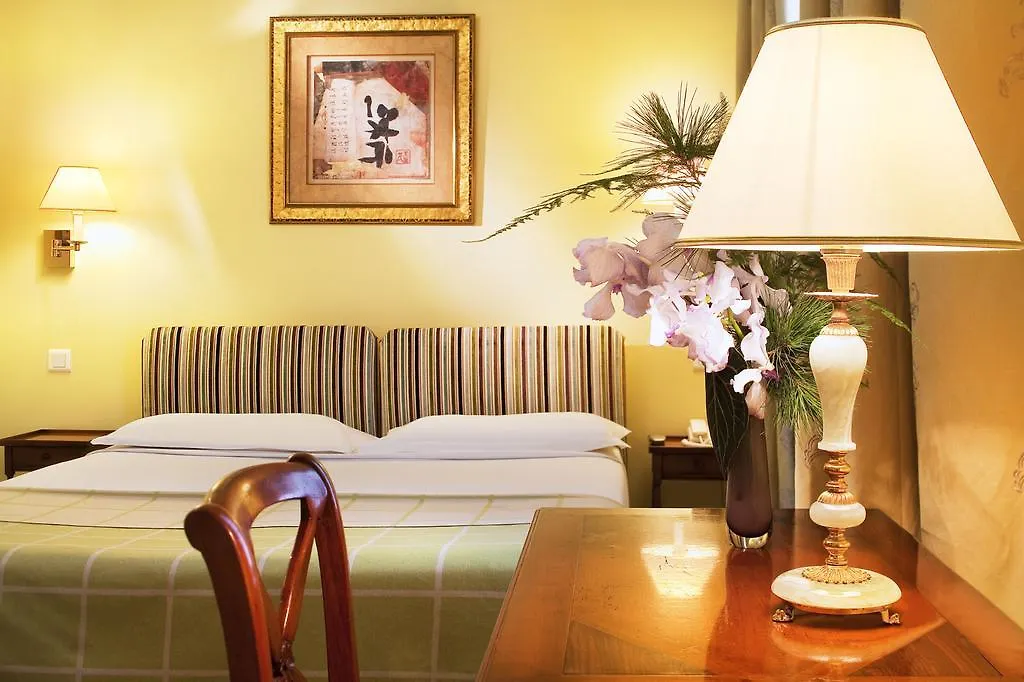 Ξενοδοχείο Le Relais Saint Honore